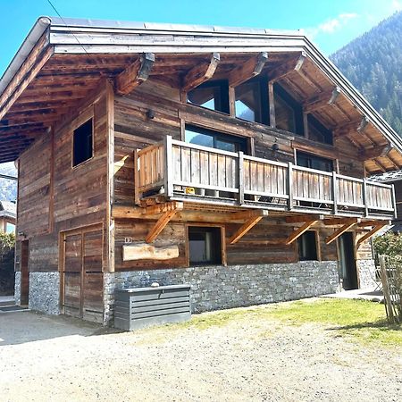 Chalet le petit Nicolas, jacuzzi, vue Mont Blanc Chamonix Esterno foto