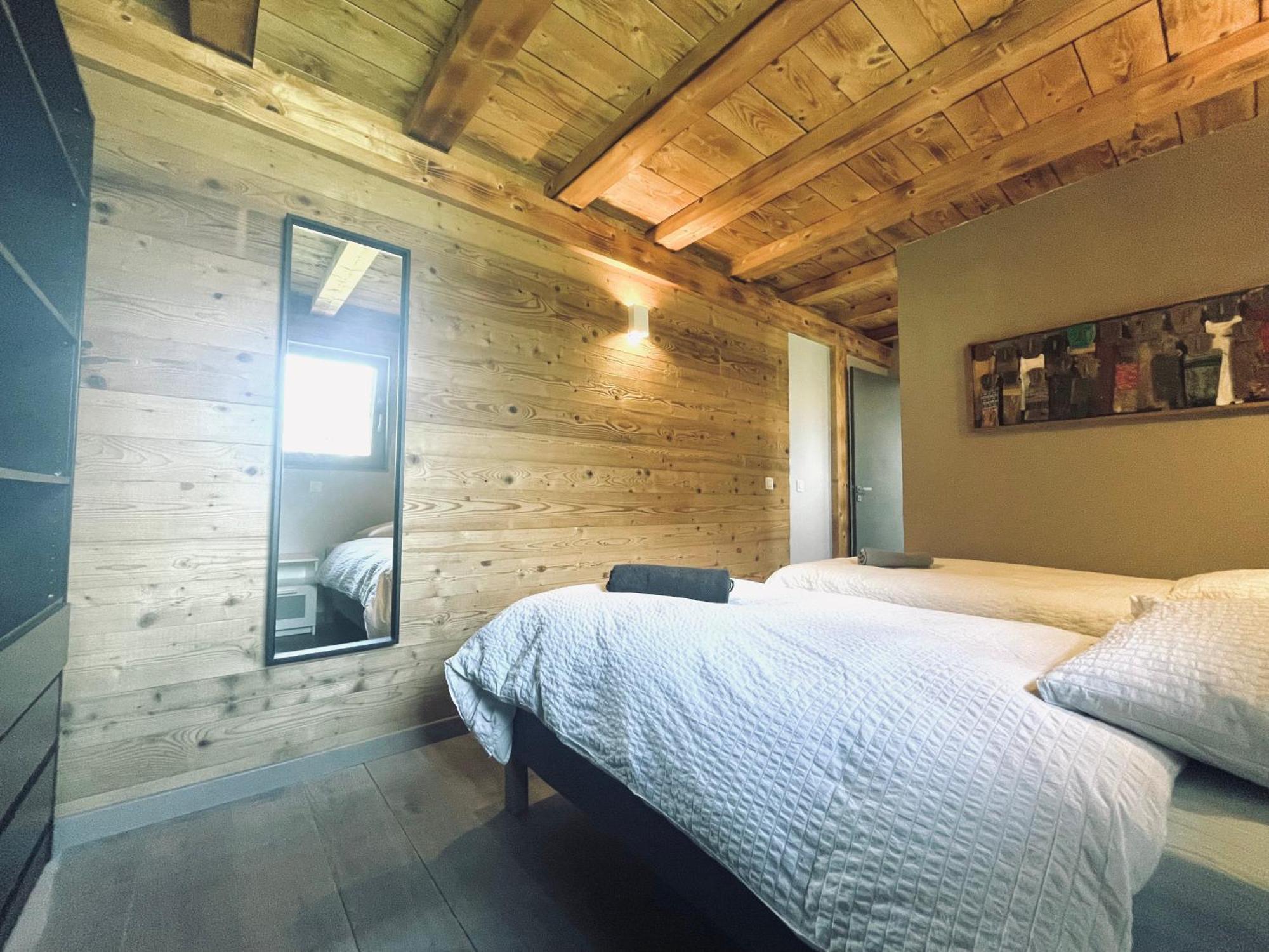 Chalet le petit Nicolas, jacuzzi, vue Mont Blanc Chamonix Esterno foto