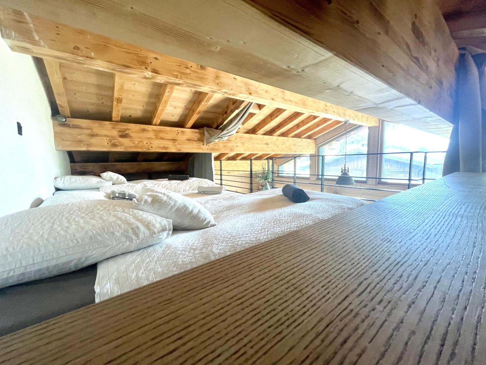 Chalet le petit Nicolas, jacuzzi, vue Mont Blanc Chamonix Esterno foto